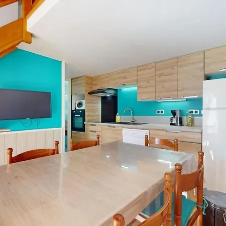 Maison 2 Chambres, 4-6 Personnes Sur